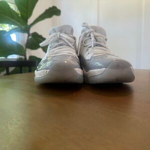 Air Jordan 11 Retro Low Cement Gray